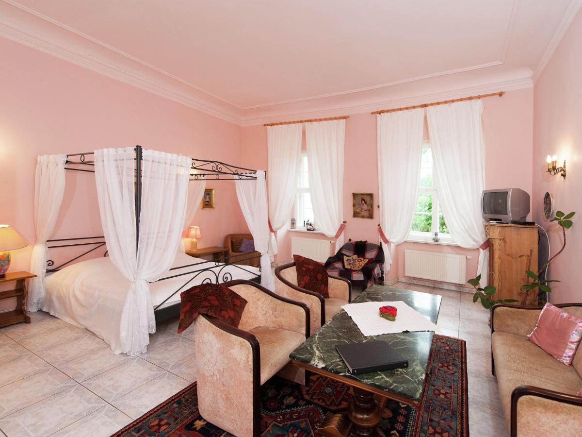 Vintage Apartment In Arzberg Triestewitz Экстерьер фото