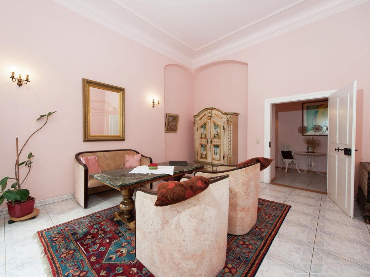 Vintage Apartment In Arzberg Triestewitz Экстерьер фото